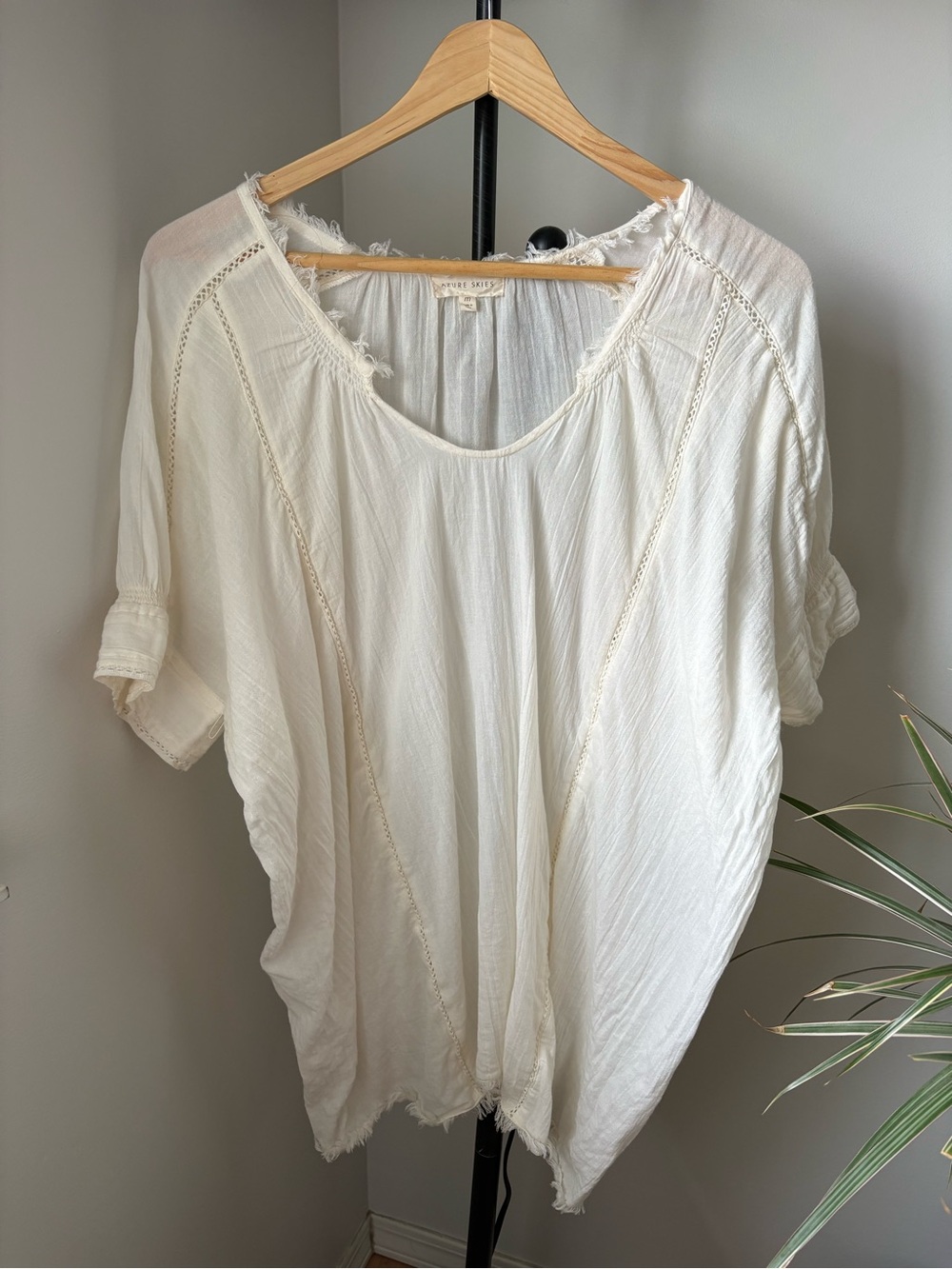 NWOT ARITZIA Boho Top Sz M